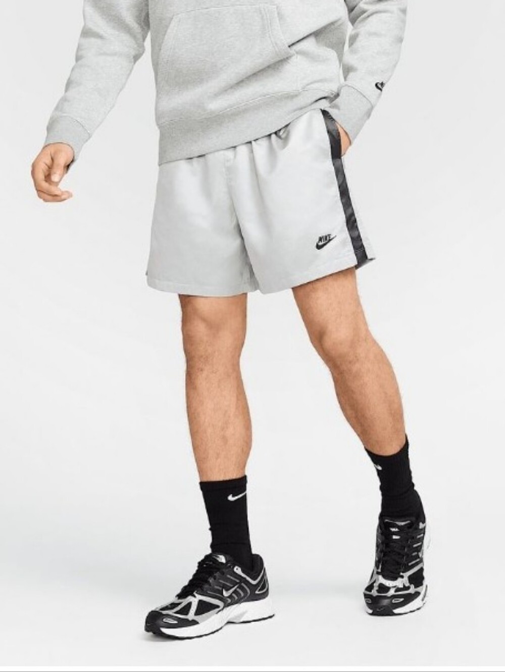 Nike Sportswear Club Flow Shorts